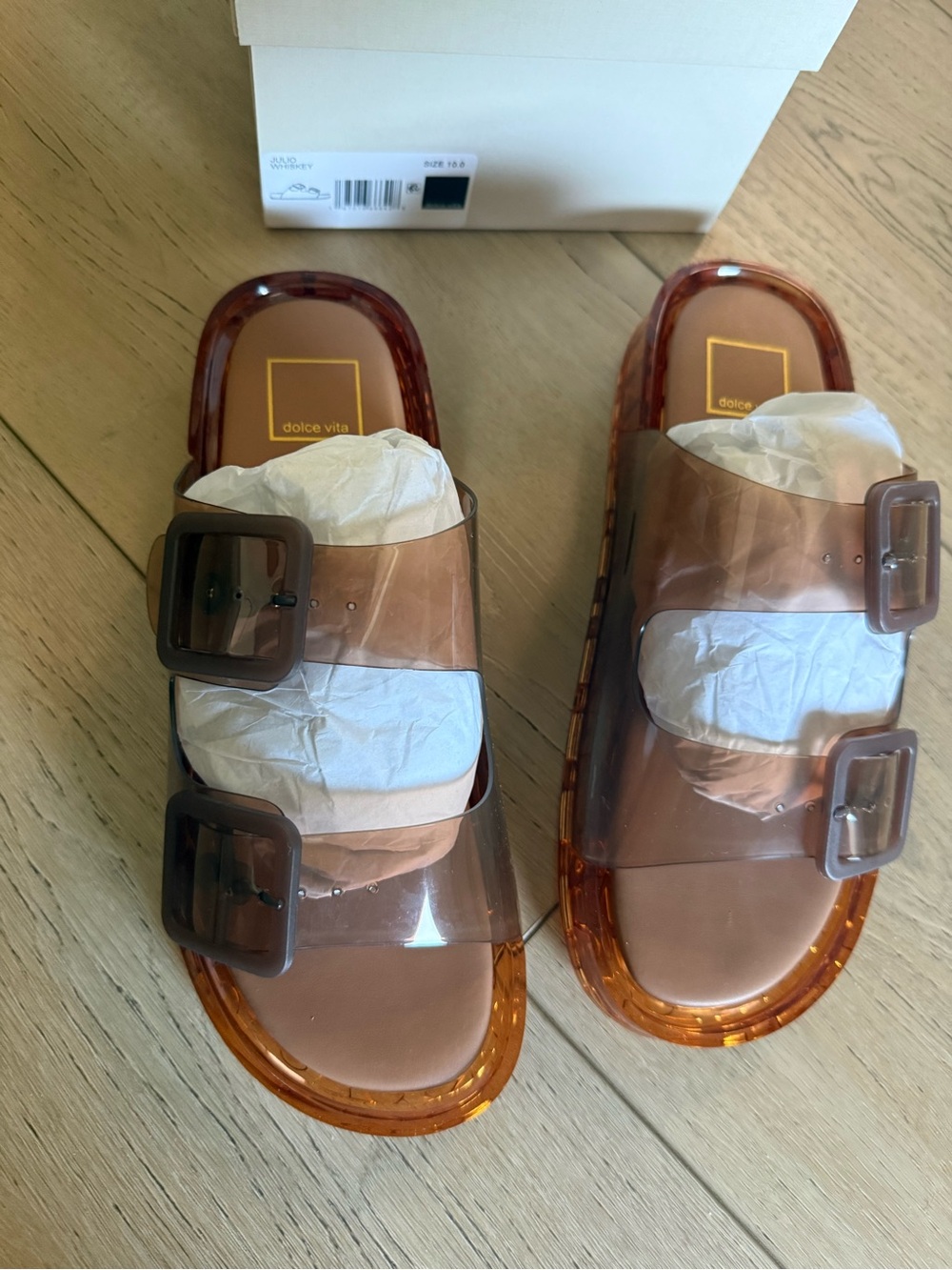 Julio Sandals Whiskey Vinyl - Picture 4 of 7